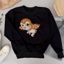 Flying Baby Owl Embroidery T-shirt Design Mockup