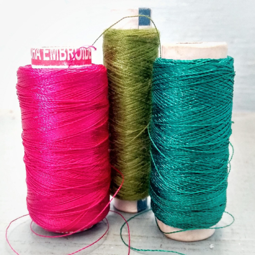 Wool Thread - Pretty Colors!  Wool thread, Machine embroidery patterns, Yarn  thread