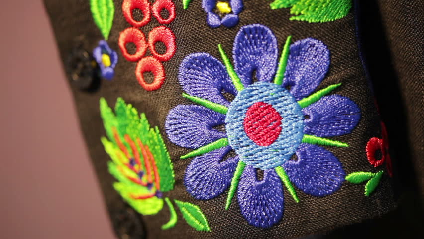 Up your Fashion Quotient with Digitized Embroidery